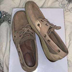 Sperry Sneakers